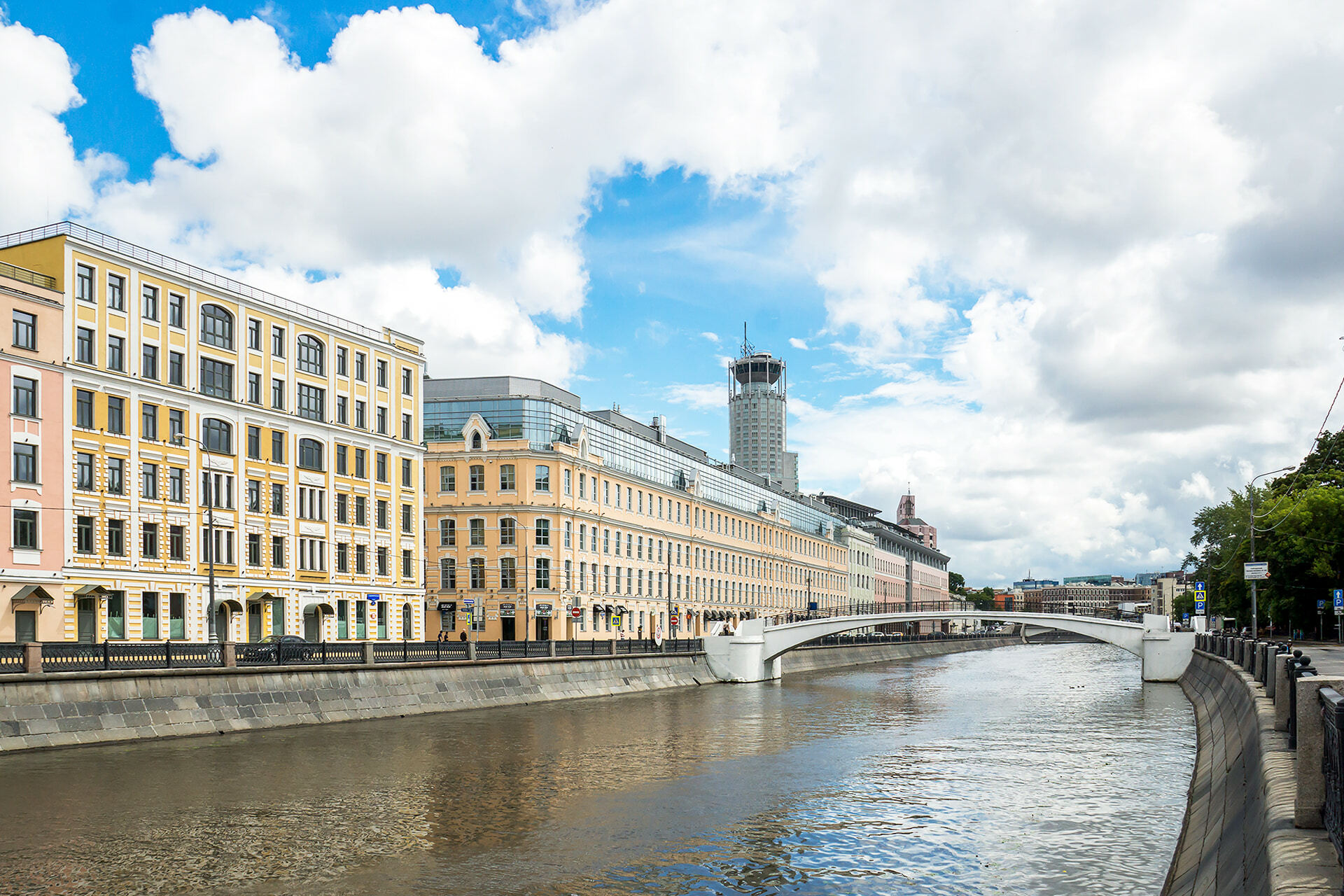 Купить квартиру в ЖК Дом на Озерковской набережной, 52 в Москве на  официальном сайте.